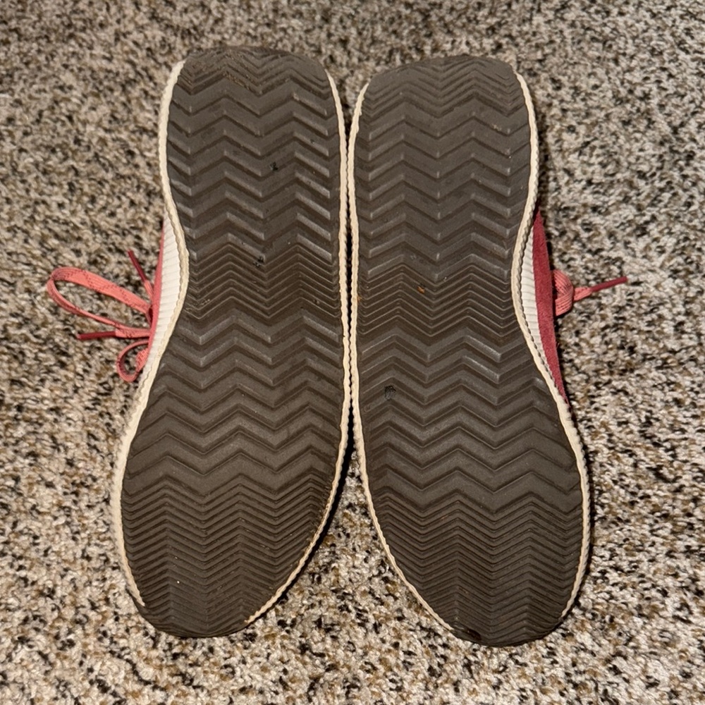 Sorel Out and About Sneakers Women’s Size 9 EUC - Picture 4 of 6